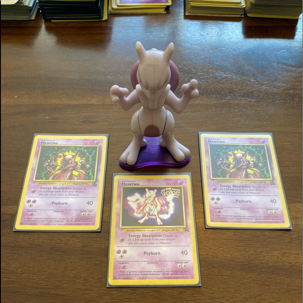 Original MEWTWO POKÉMON cards with vintage TOY 🎁